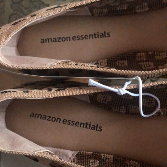 Shoes - Picture 3 of 5